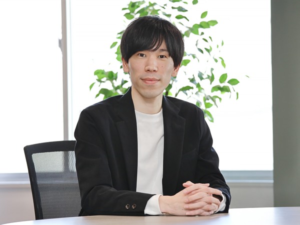 西江 弘毅