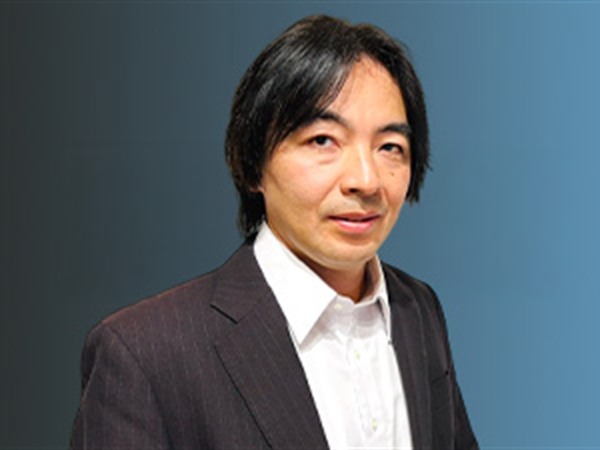 山崎龍