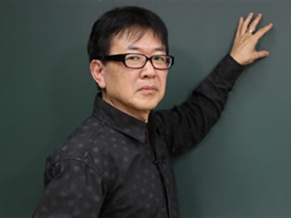板野博行